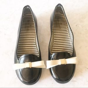 Kate Spade | Rubber Rain Flats Loafers w/ Bows 6